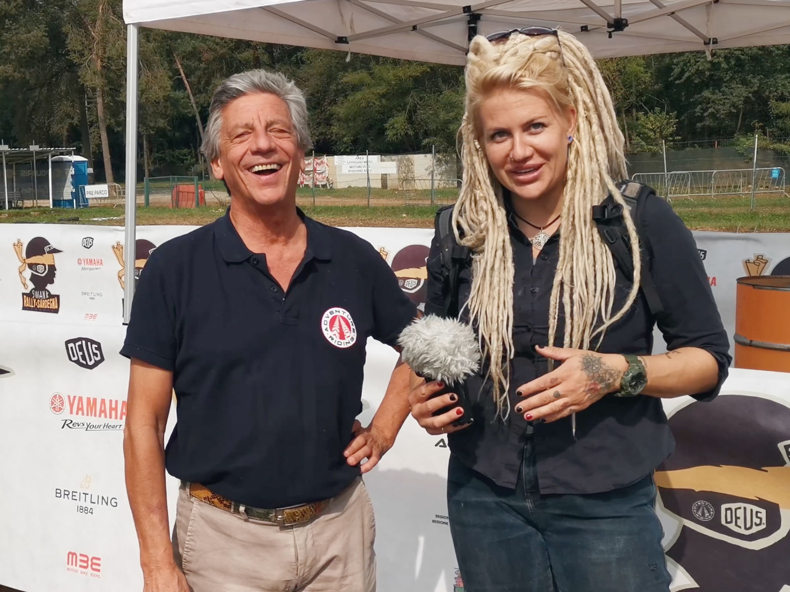 Egle chats with Renato Zocchi, organiser of the rally