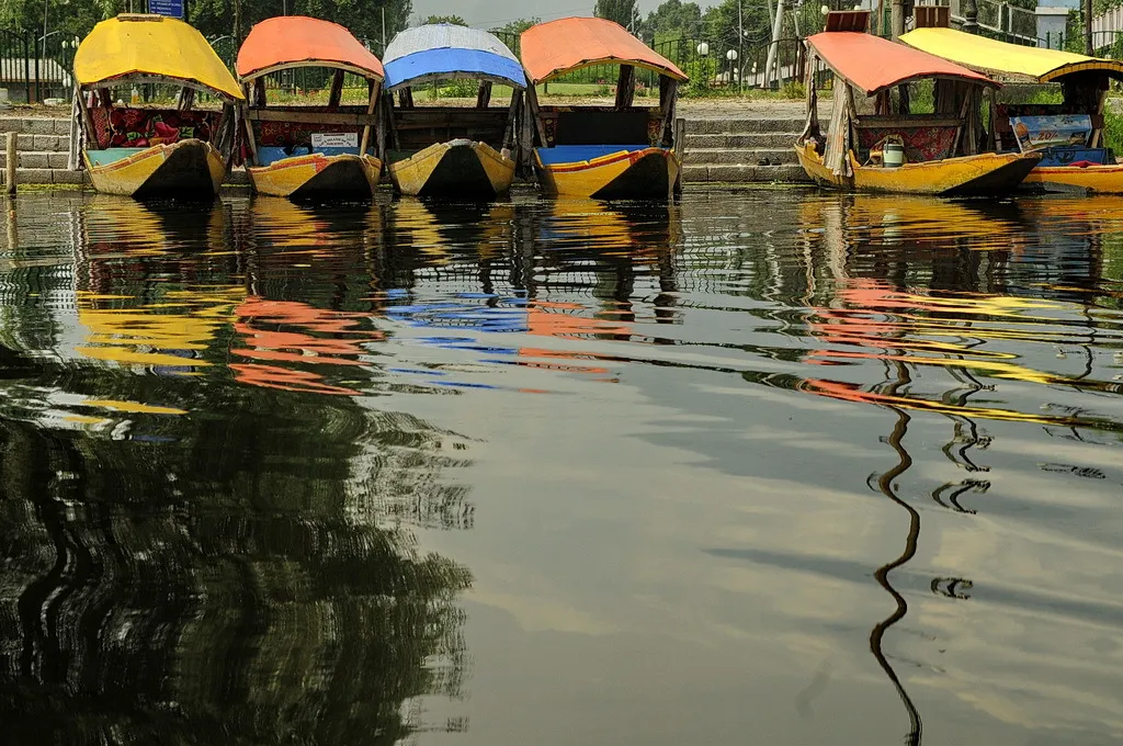 India Motorcycle Tour: Himalayas to Kerala