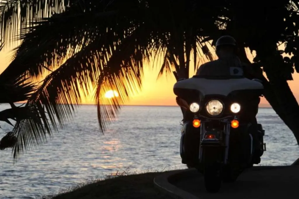 Hawaii Motorcycle Tour: Guided Ride Across the USA