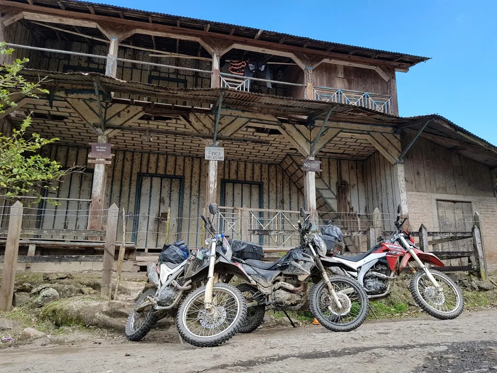 Day 2: Granada – León (165 km)