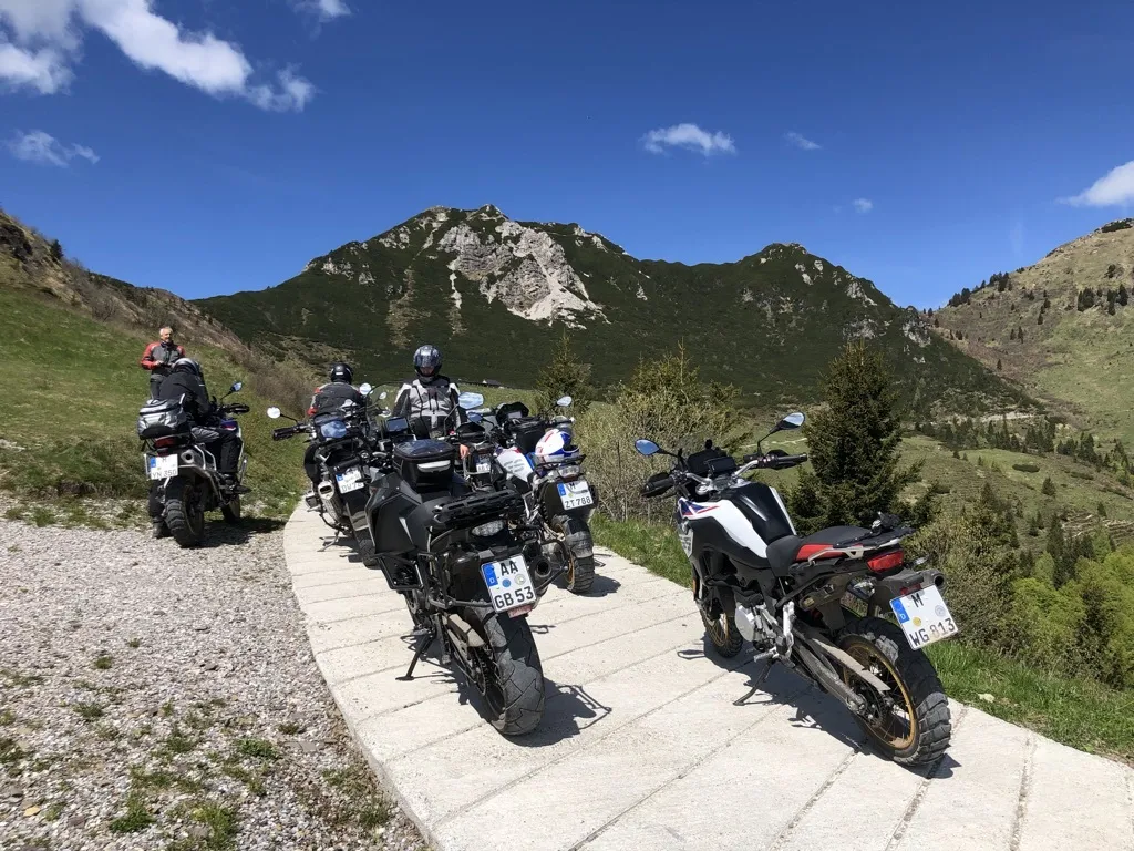Motorradreise Julische Alpen mit Passstraßen