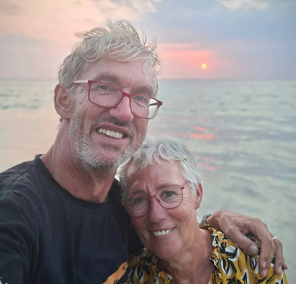 Milady Landy: a couple, a Land Rover camper and a route decided day by day