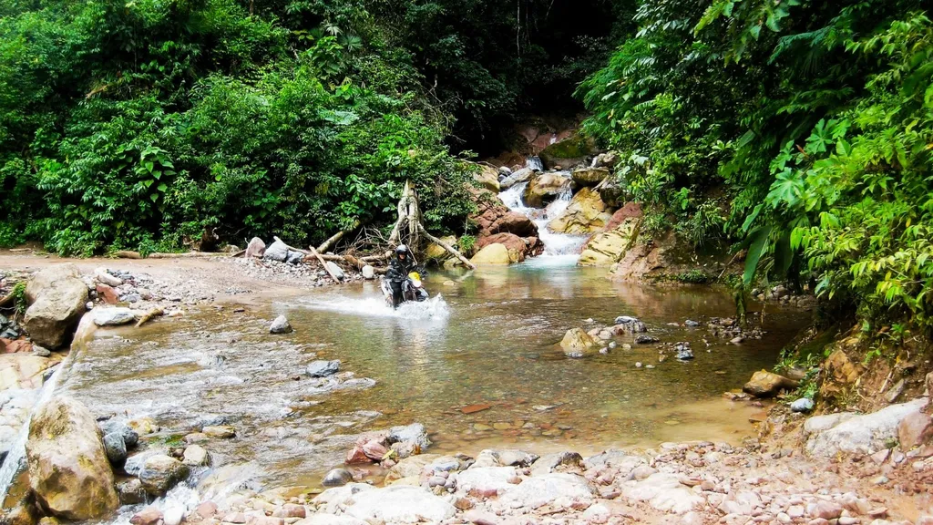 Motorradreise Peru: 100% Motorrad Abenteuer
