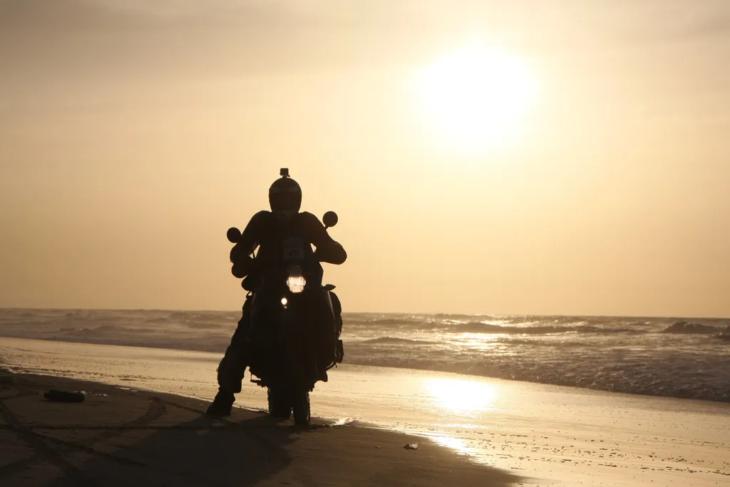 Paris to Dakar: Motorrad- Expedition zur Rallye – Bild 2