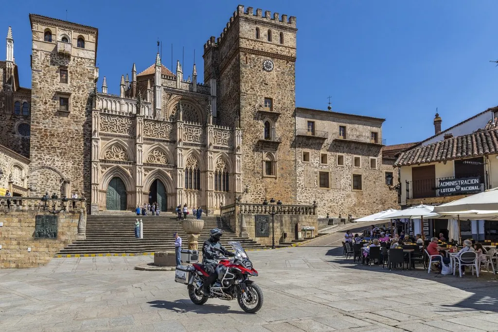 Motorradreise Extremadura – Das romantische Spanien