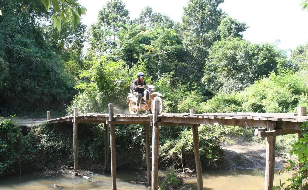 Cambodia Motorcycle Tour – Angkor Wat Adventure