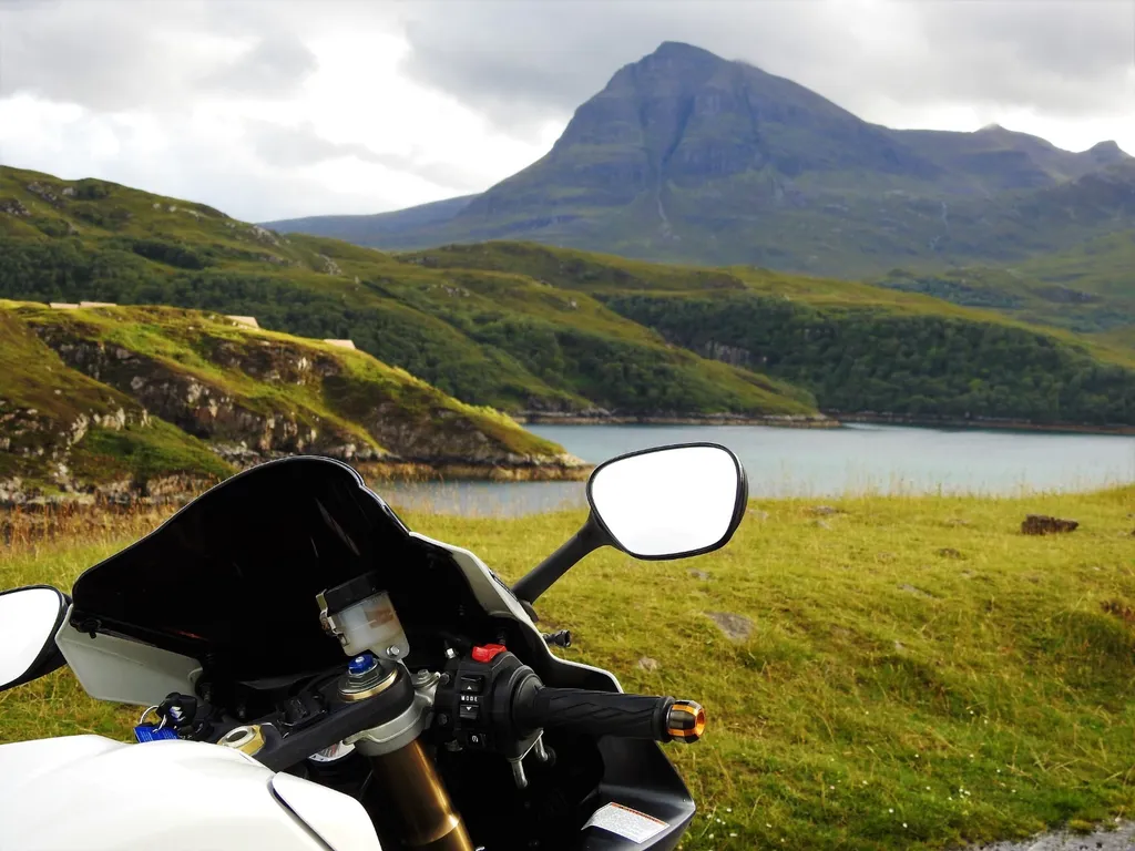 Motorradreise Schottland: Highlands, Küsten & Kilts