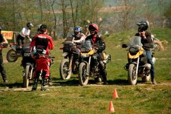 Motorradtraining: Reiseenduro-Training Warching