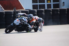 Motorcycle Training Course : Elbow Down - Training