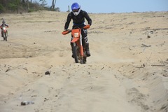 Motorcycle Tour: Madagascar - Safari and desert
