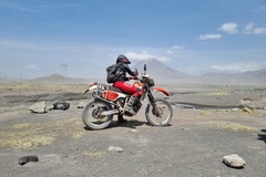 Motorcycle Tour: 9 Days Tanzania Enduro Motorbike Camping and Classic Safari