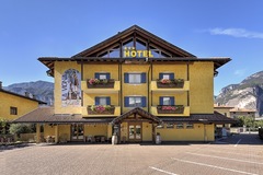 Motorrad-Hotels: Hotel Garnì "La Vigna"