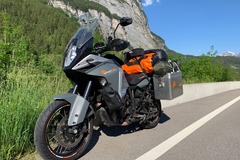 Motorcycle Tour: One-day Tour to Swiss Passes