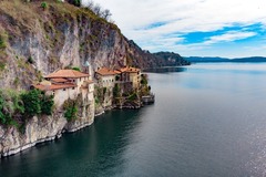 Motorcycle Tour: The green heart of Italy